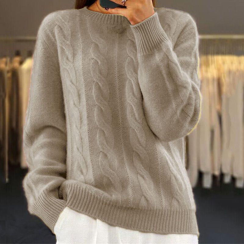 Nathalie - Soft & Stylish Knit